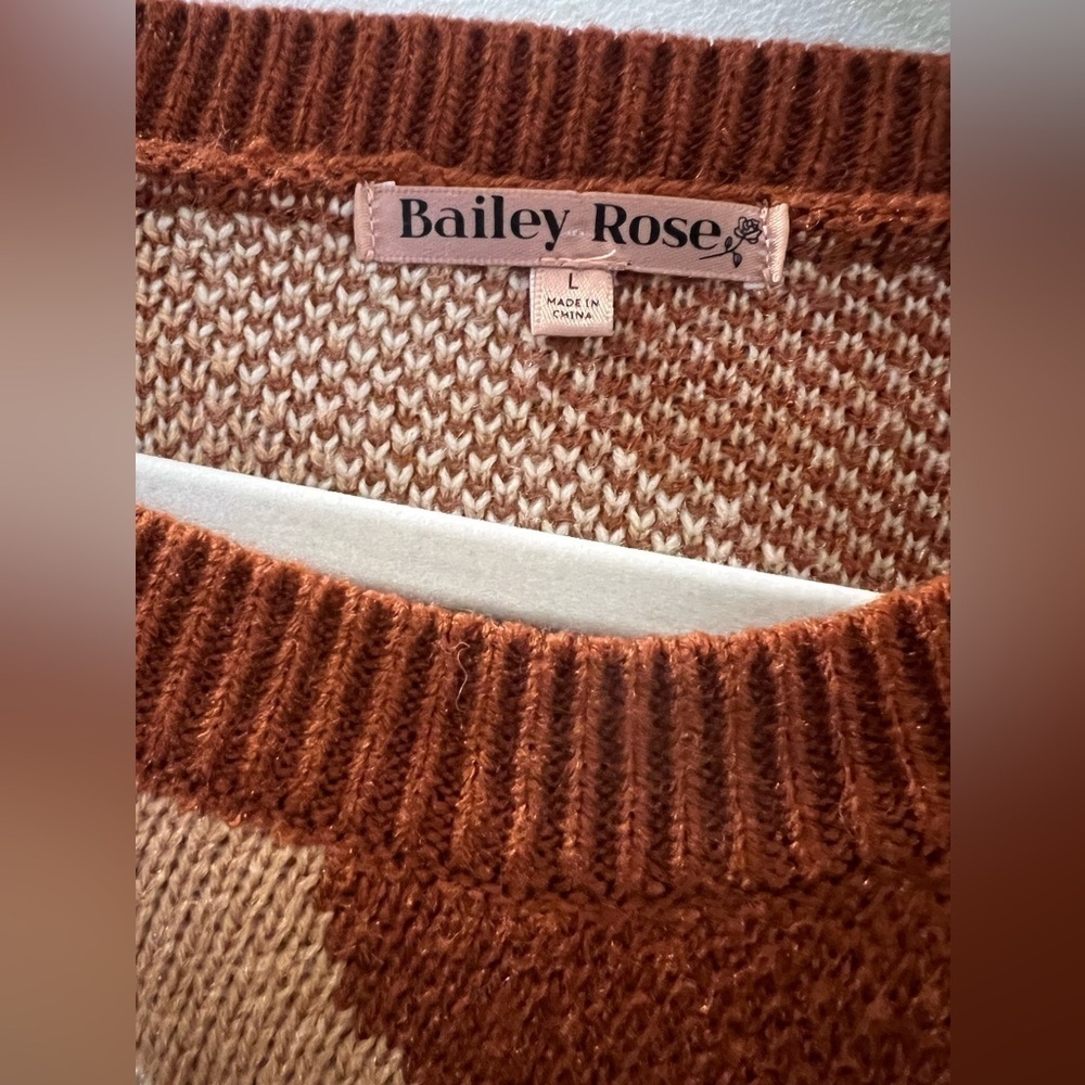 Bailey Rae Retro Wave Sweater - Picture 6 of 7